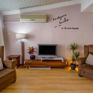 Apartment Serene Flat Close To In Muratpasa, Antalya