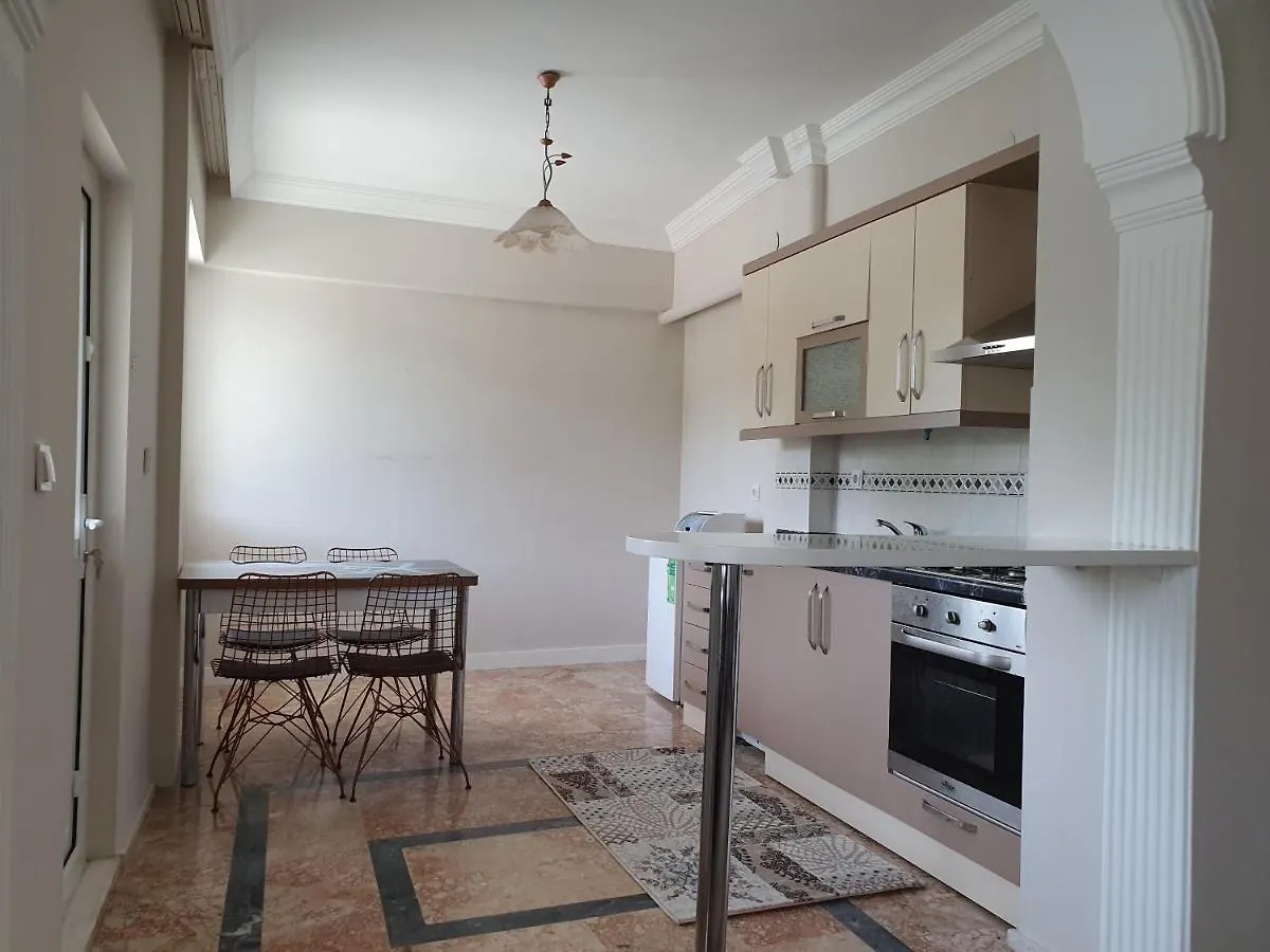 Apartment House By The Beach Antalya